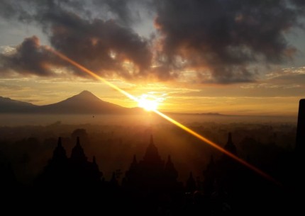 Borobudur Afternoon Tour from Yogyakarta