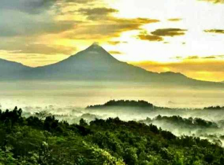 Sunrise Borobudur, Merapi Jeep Prambanan