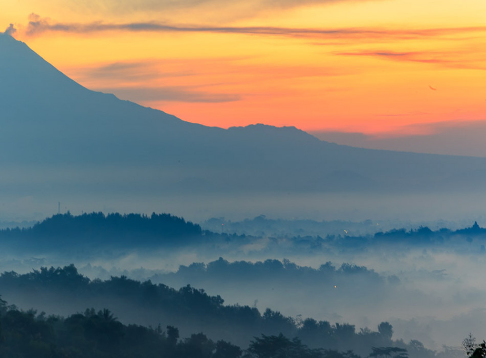 Sunrise Borobudur, Merapi Jeep Prambanan
