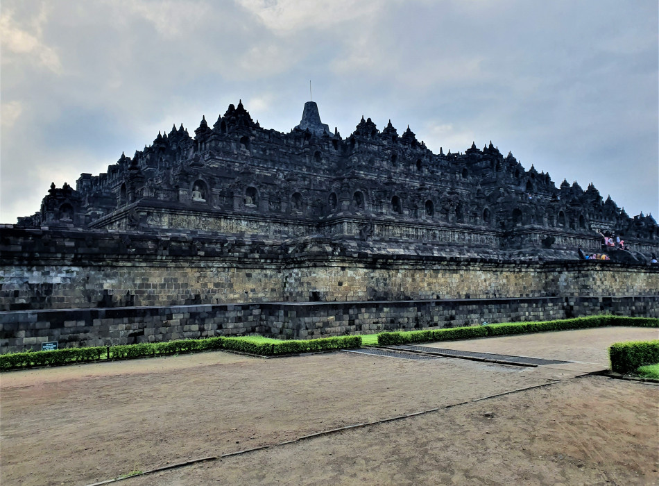 Sunrise Borobudur Prambanan