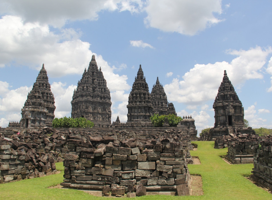 Sunrise Borobudur Prambanan