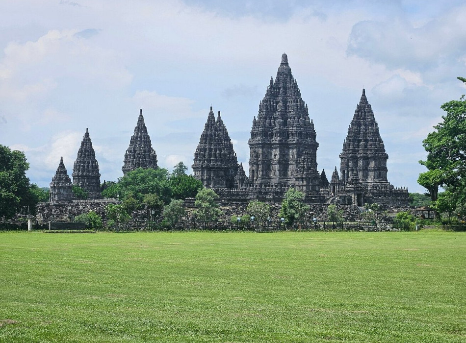 Sunrise Borobudur, Merapi Jeep Prambanan