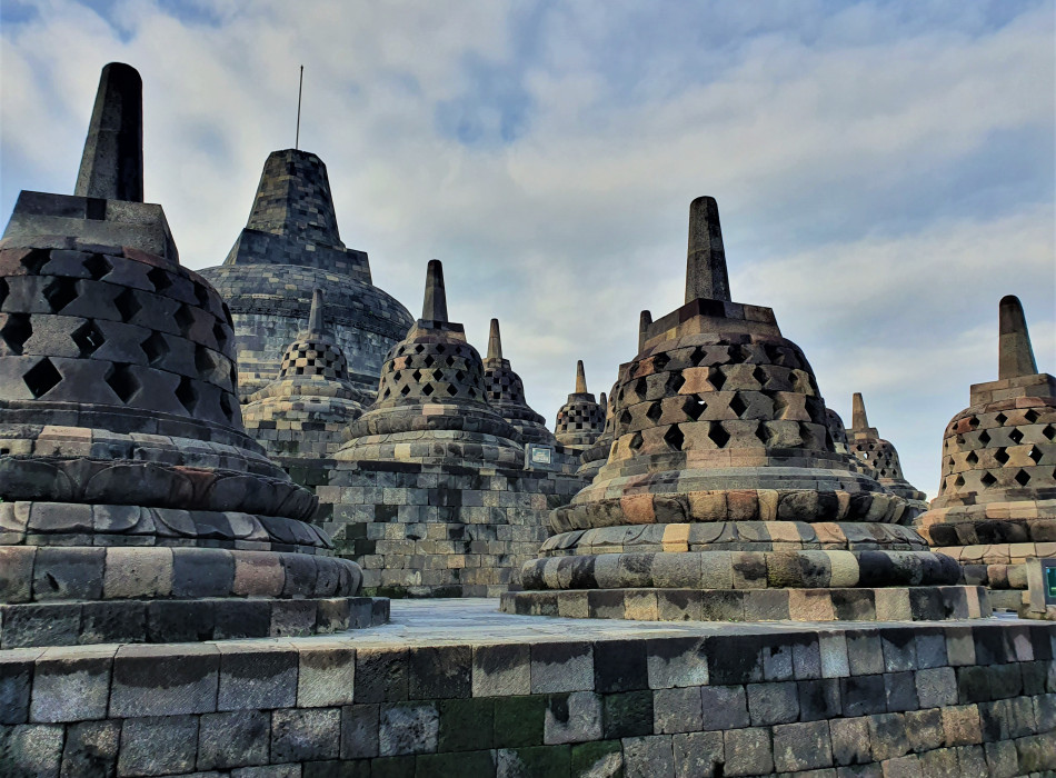 Sunrise Borobudur Dieng Plateau