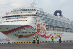 Semarang Port: Shore Excursion to Borobudur Temple