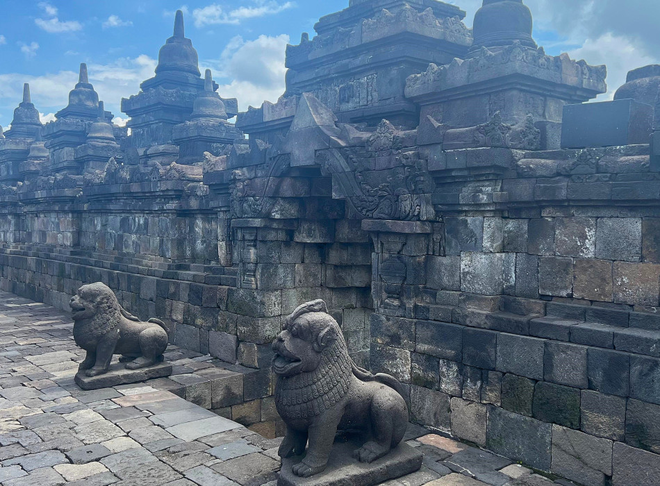 Borobudur Tours